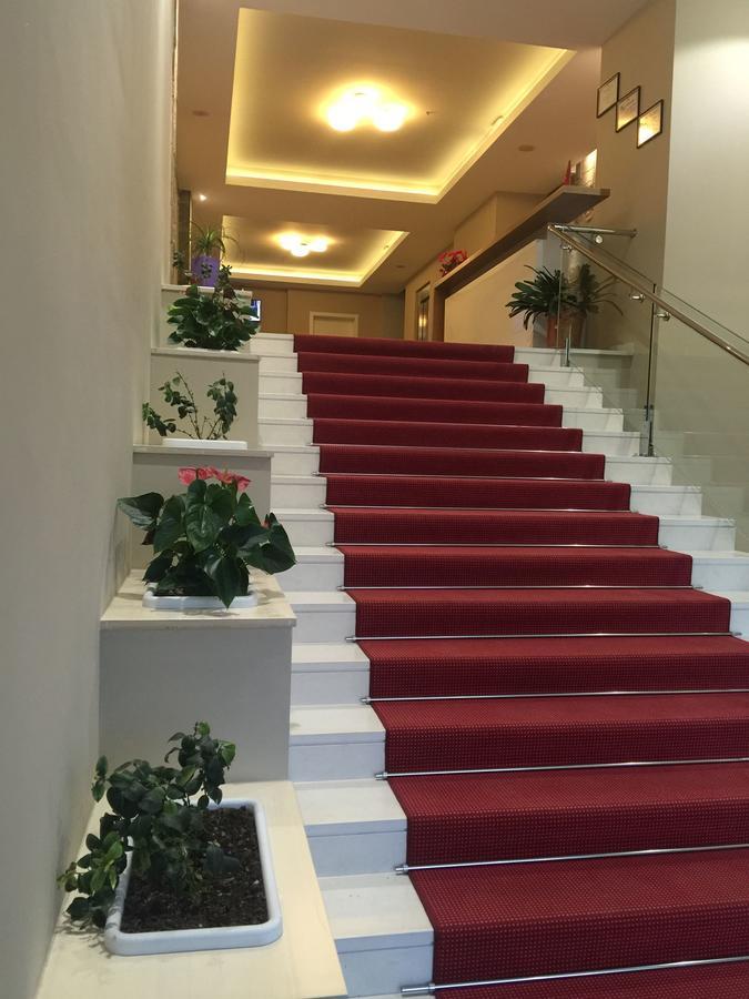 Herges Hotel Durres Bagian luar foto