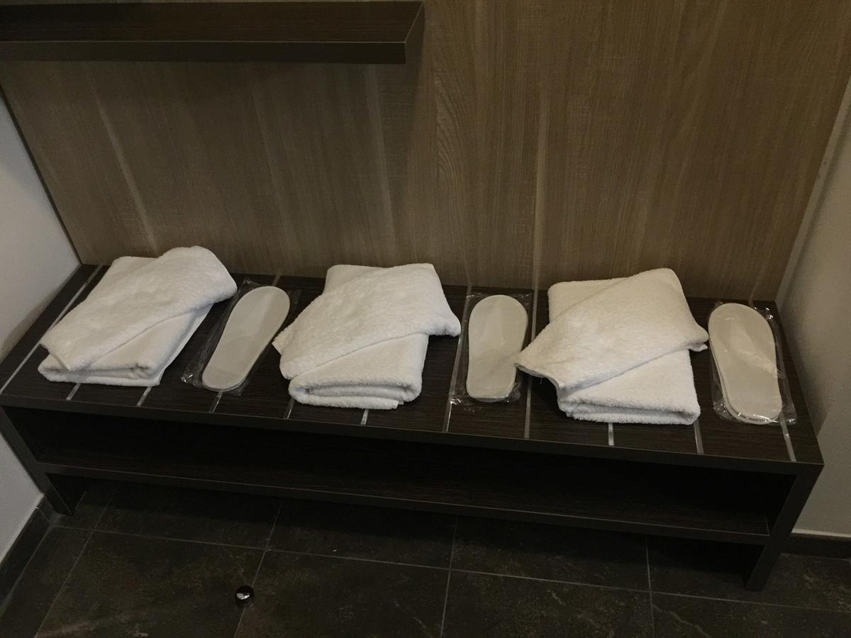 Herges Hotel Durres Bagian luar foto