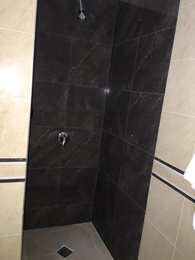 Herges Hotel Durres Bagian luar foto