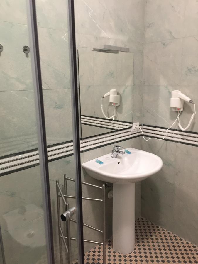Herges Hotel Durres Bagian luar foto